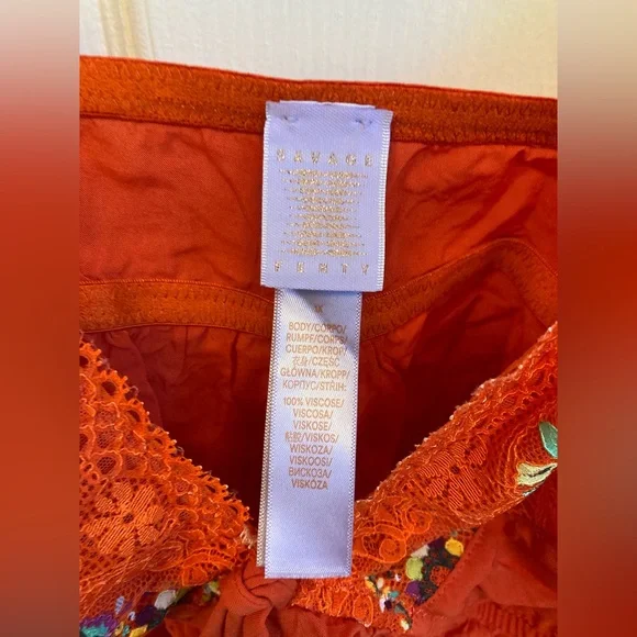 Savage X Fenty All Dolled up lace cami with Embroidered floral design sz 1X - Picture 3 of 5